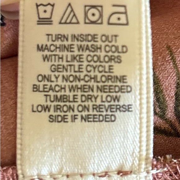 Inspired Hearts Soft Coral Scattered Floral Open Back Puff Sleeve Maxi Dress NWT - Picture 6 of 13